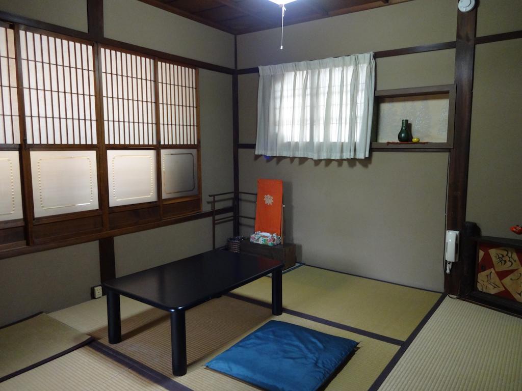 Ryokan Uemura Киото Экстерьер фото