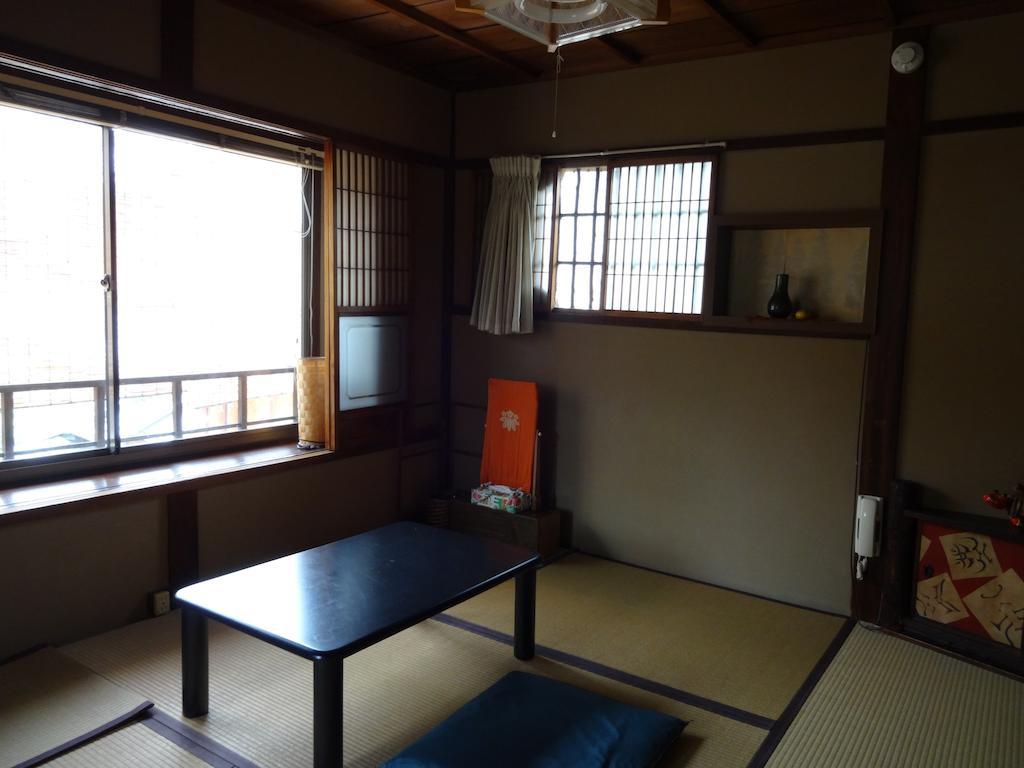 Ryokan Uemura Киото Экстерьер фото